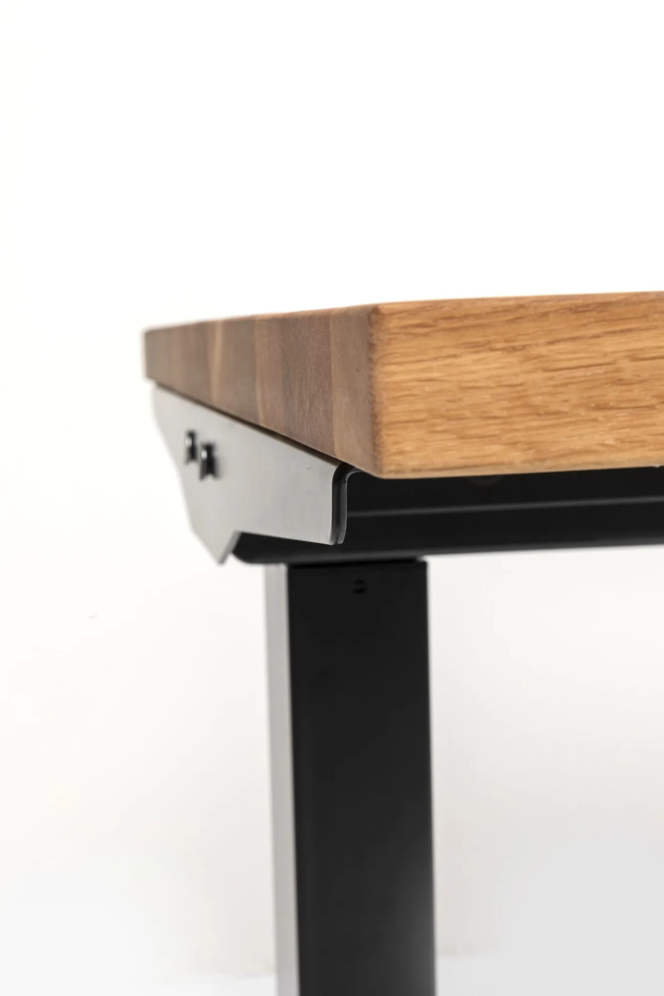 Fashion KARE Design Biurko z elek. regulacją wysokości Jackie 160x80 cm dąb - KARE