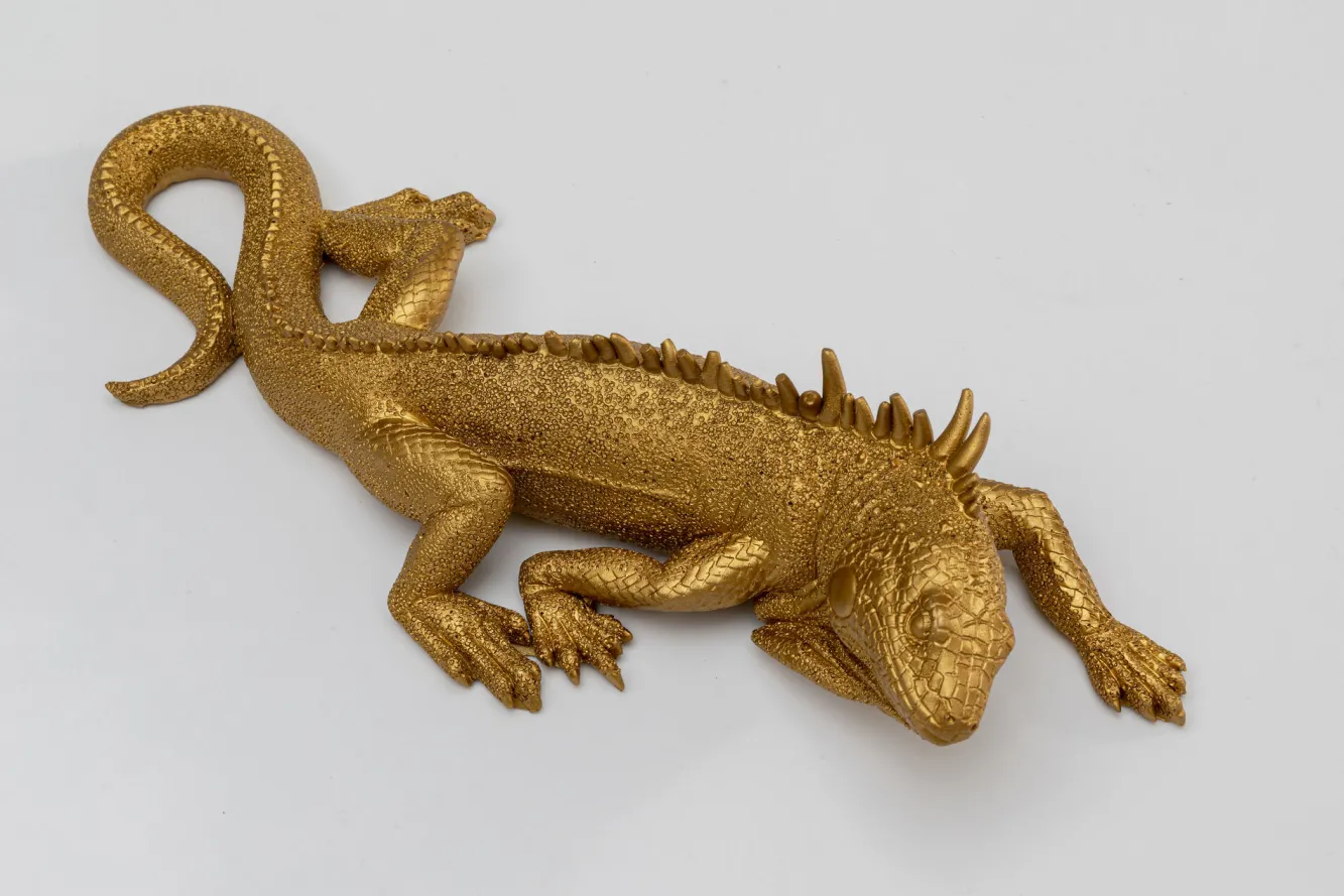 Hot KARE Design Dekoracja ścienna Lizard 11x31 cm złota - KARE