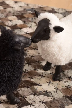 Best KARE Design Dekoracja stojąca Bathilde 49x54 cm czarno-biała - KARE