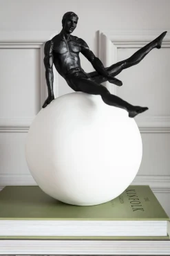 Clearance KARE Design Figurka dekoracyjna Athletic 27x33 cm - KARE