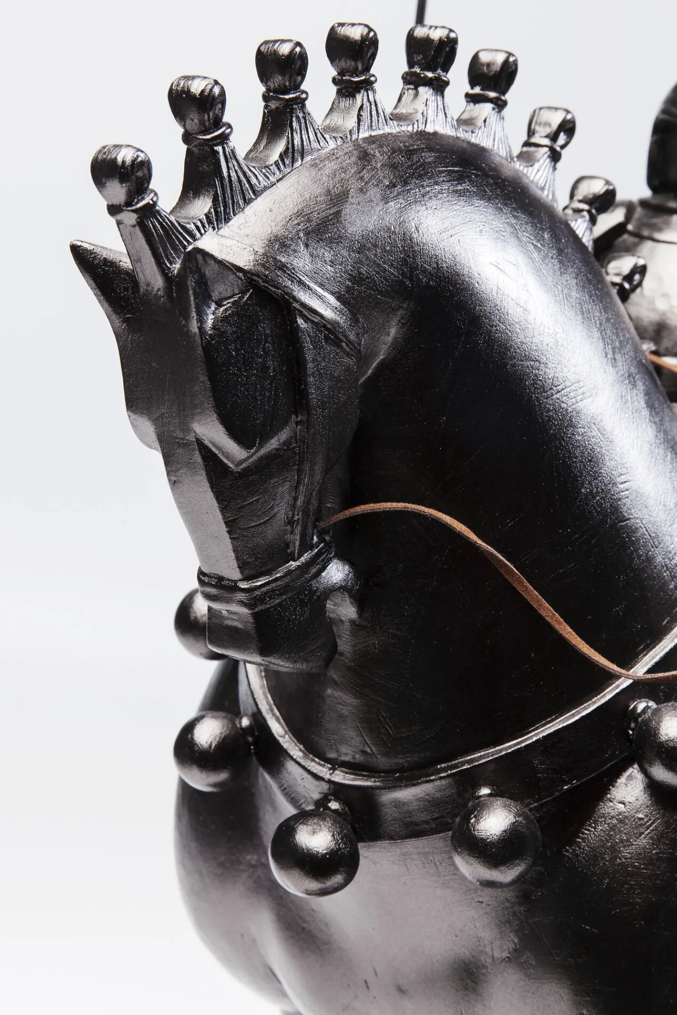 Discount KARE Design Figurka dekoracyjna Black Knight 55x72 cm - KARE