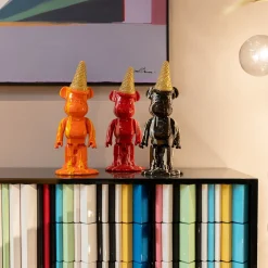 New KARE Design Figurka dekoracyjna czerwona miś i lód 16x40 cm - KARE