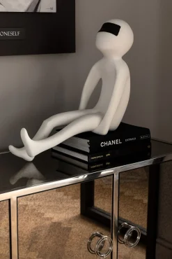 Hot KARE Design Figurka dekoracyjna Espera 54x40 cm biała - KARE