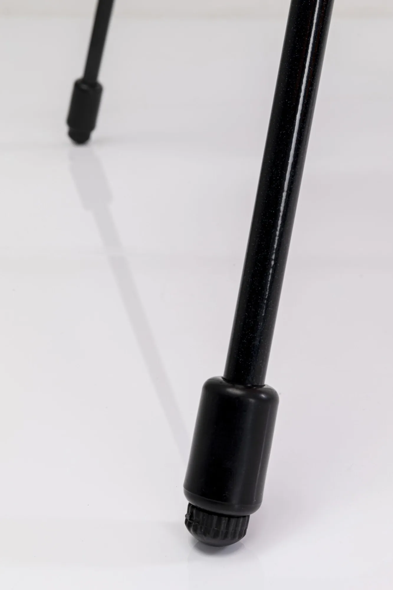 Best KARE Design Fotel Acapulco 73x85 cm wiśniowy - KARE