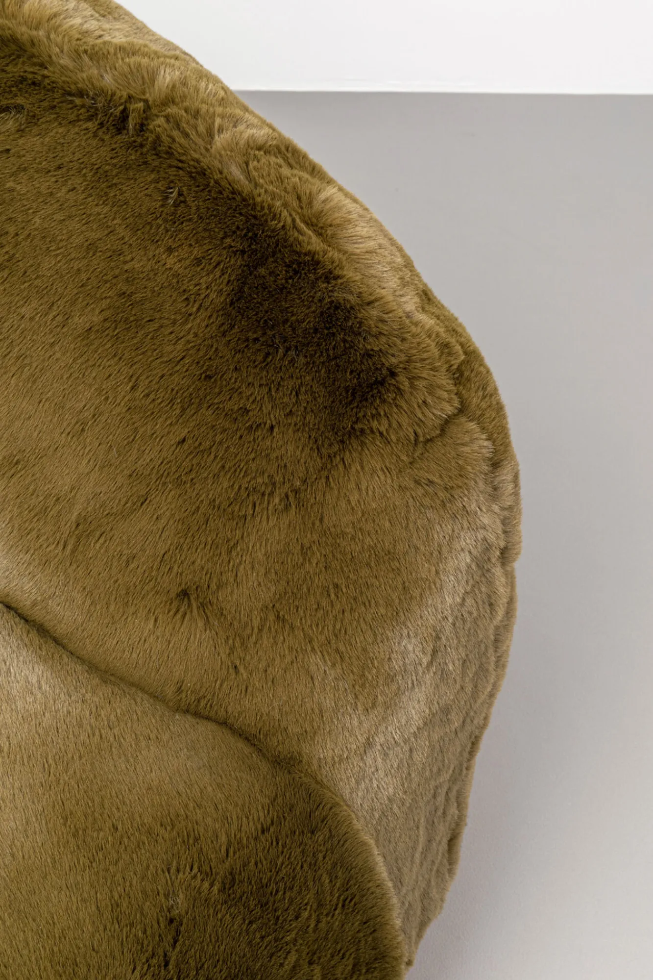 Fashion KARE Design Fotel Mika oliwkowy - KARE