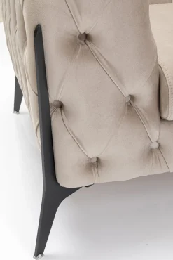 Hot KARE Design Fotel welurowy pikowany beżowy glamour nogi czarne 120x70 cm - KARE