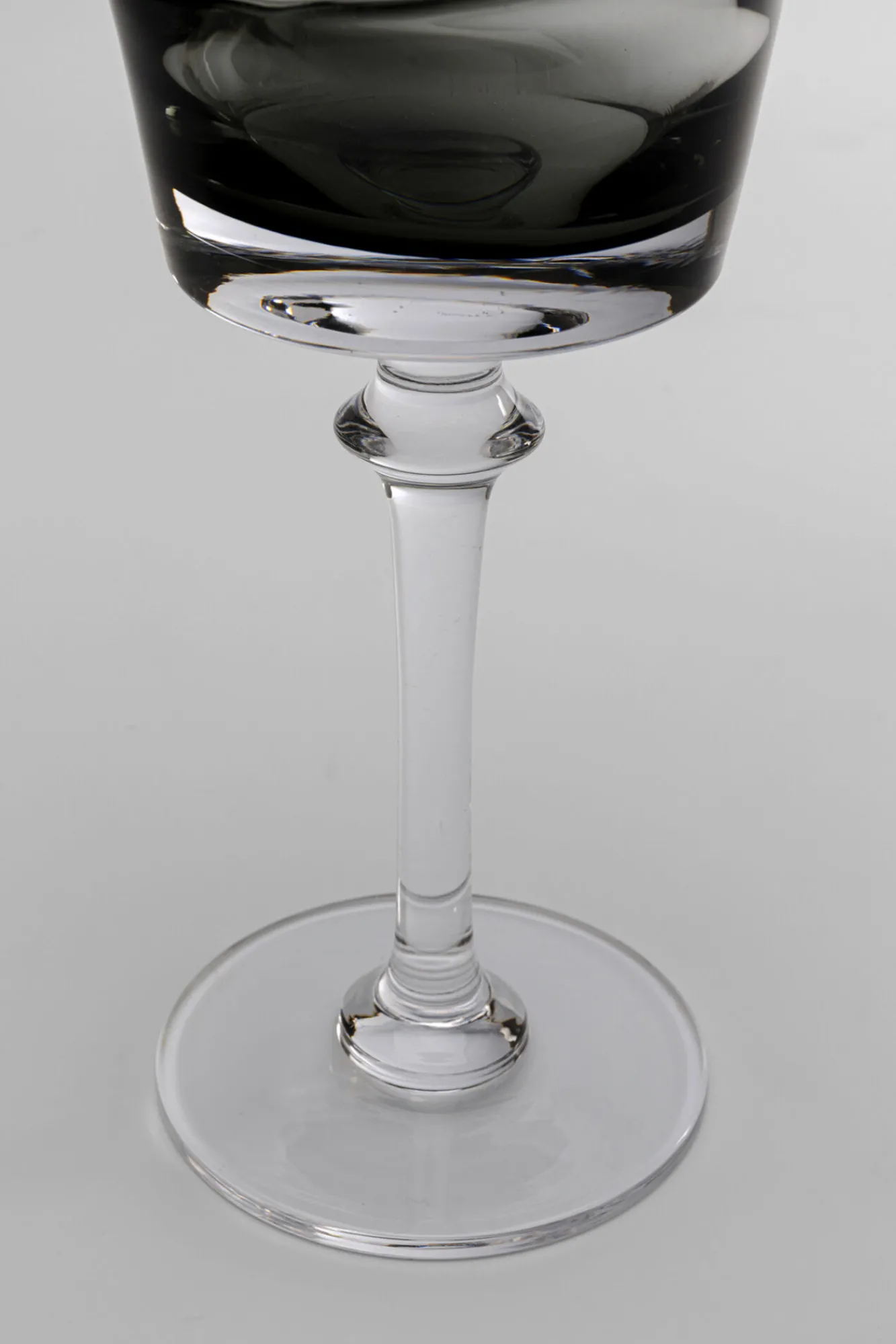 Best KARE Design Kieliszek do czerwonego wina Mimi Grey 21cm - KARE