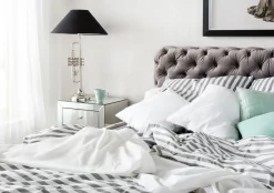 Fashion KARE Design Łóżko Desire 160x200 cm jasnoszare - KARE