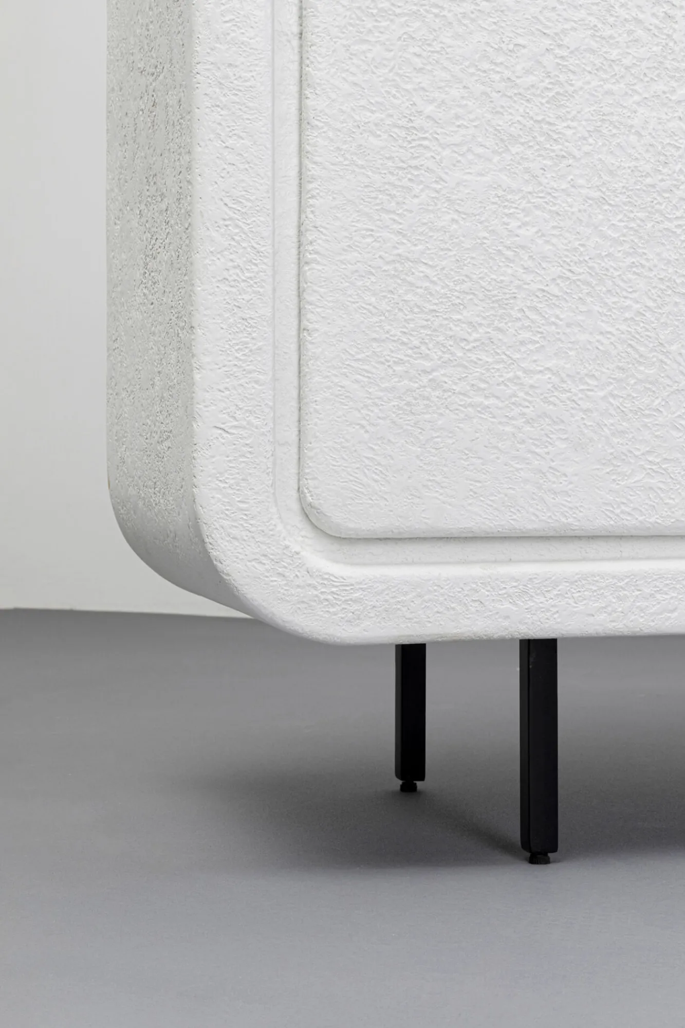 Online KARE Design Komoda 3-drzwiowa biała skandynawska drewno i MDF nogi czarne 160x75 cm - KARE