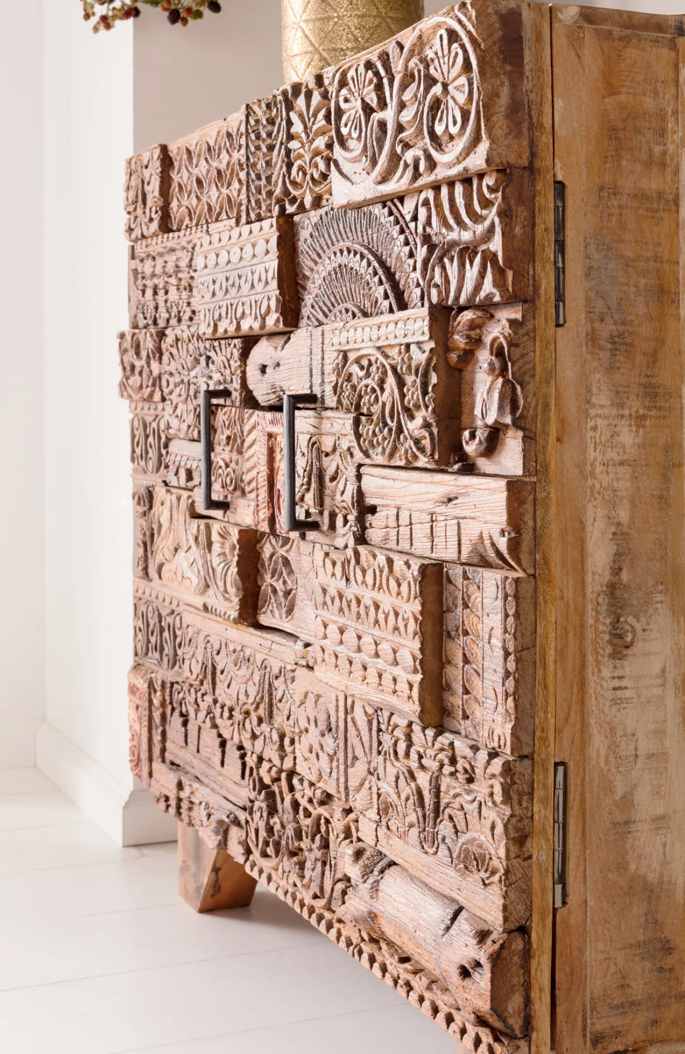 Best KARE Design Komoda Shanti Surprise Puzzle mango 90x90 cm drewniana - KARE