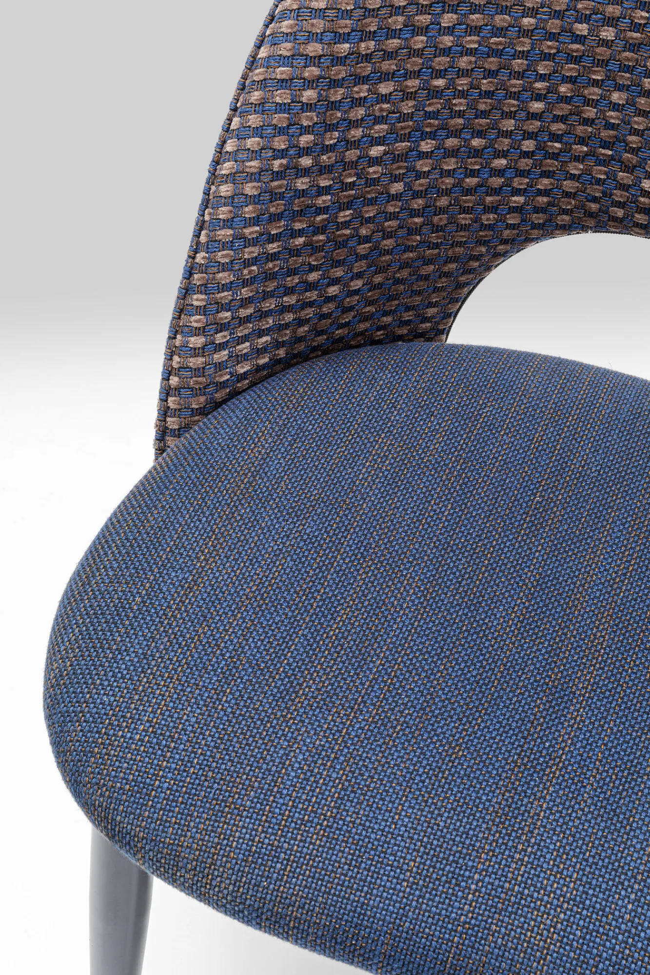 Hot KARE Design Krzesło do salonu tapicerowane niebieskie nogi czarno-złote - KARE