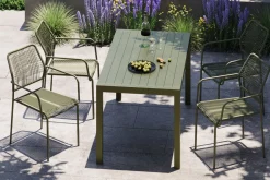 Clearance KARE Design Krzesło ogrodowe z podłokietnikami w kolorze zielonym ażurowe 54x85 cm - KARE