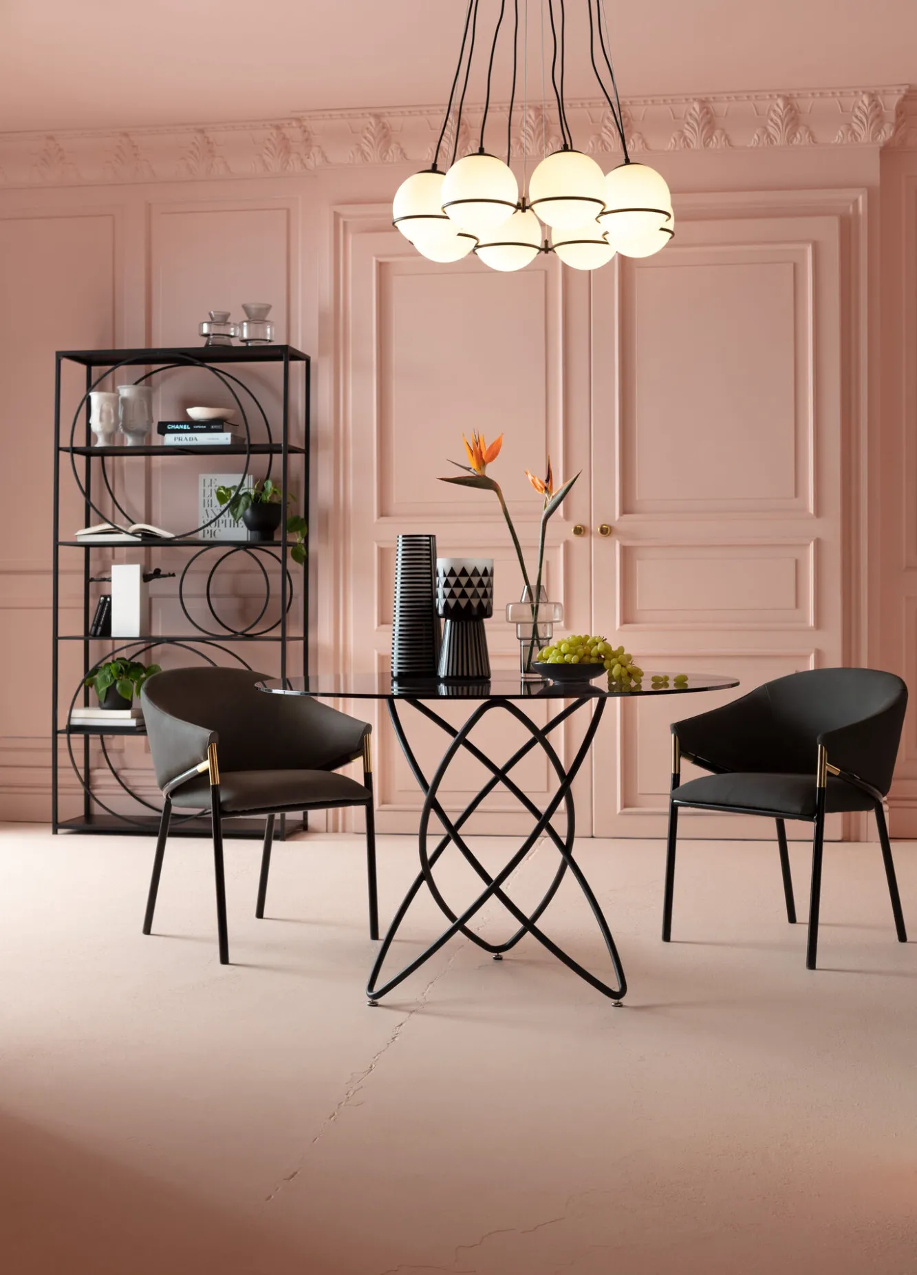 Best KARE Design Krzesło z podłokietnikami Boulevard 57x79 cm szare - KARE