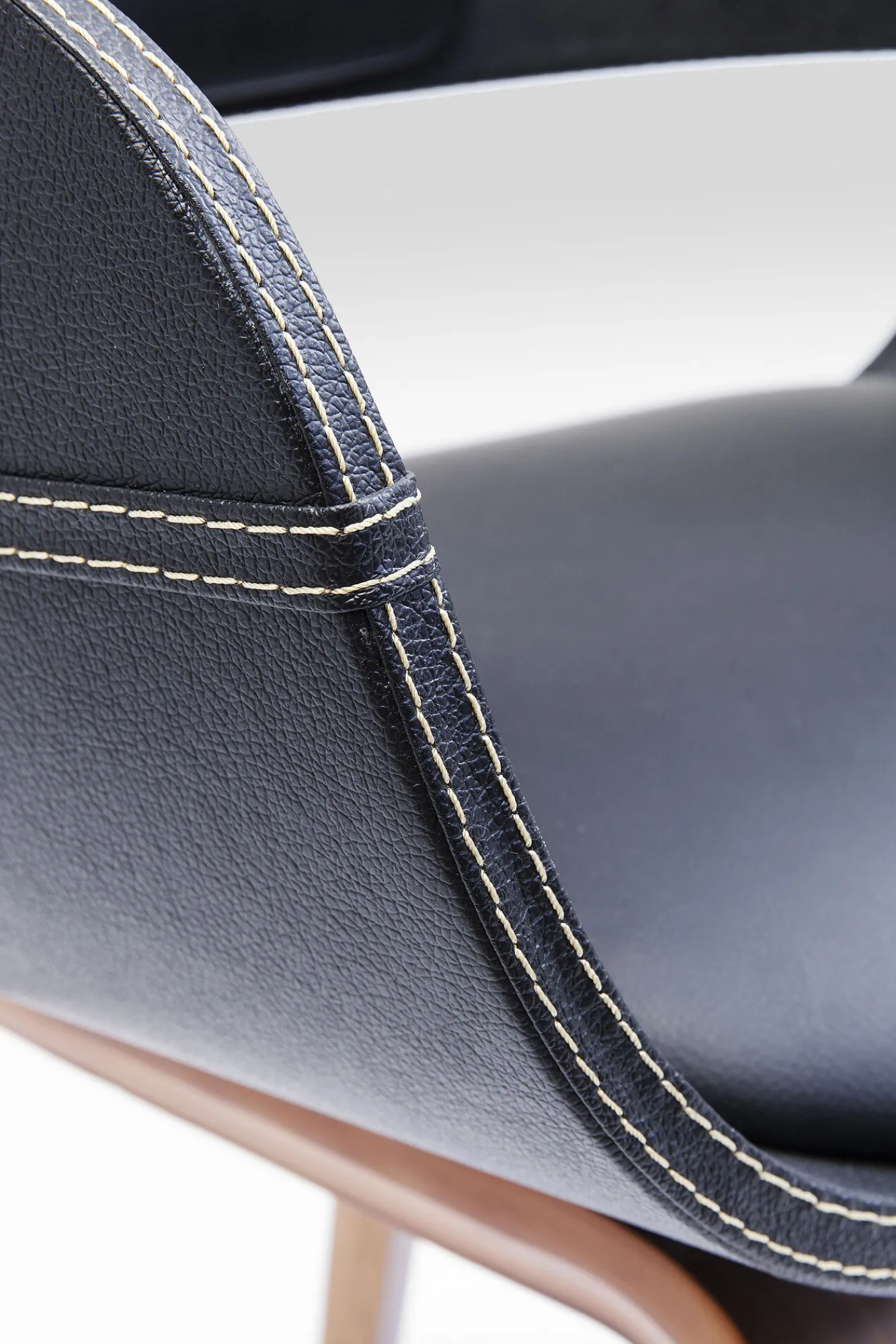 Online KARE Design Krzesło z podłokietnikami Costa 52x71 cm czarne ekoskóra - KARE