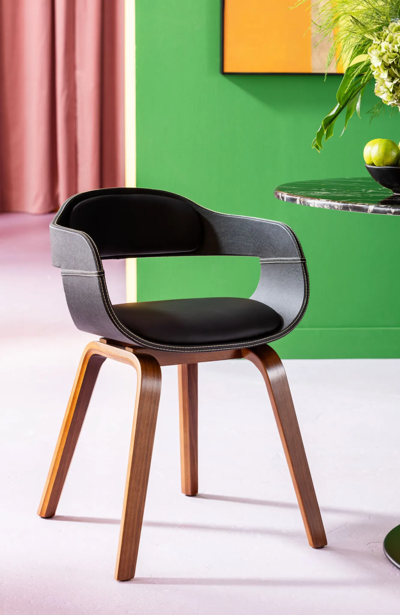 Online KARE Design Krzesło z podłokietnikami Costa 52x71 cm czarne ekoskóra - KARE