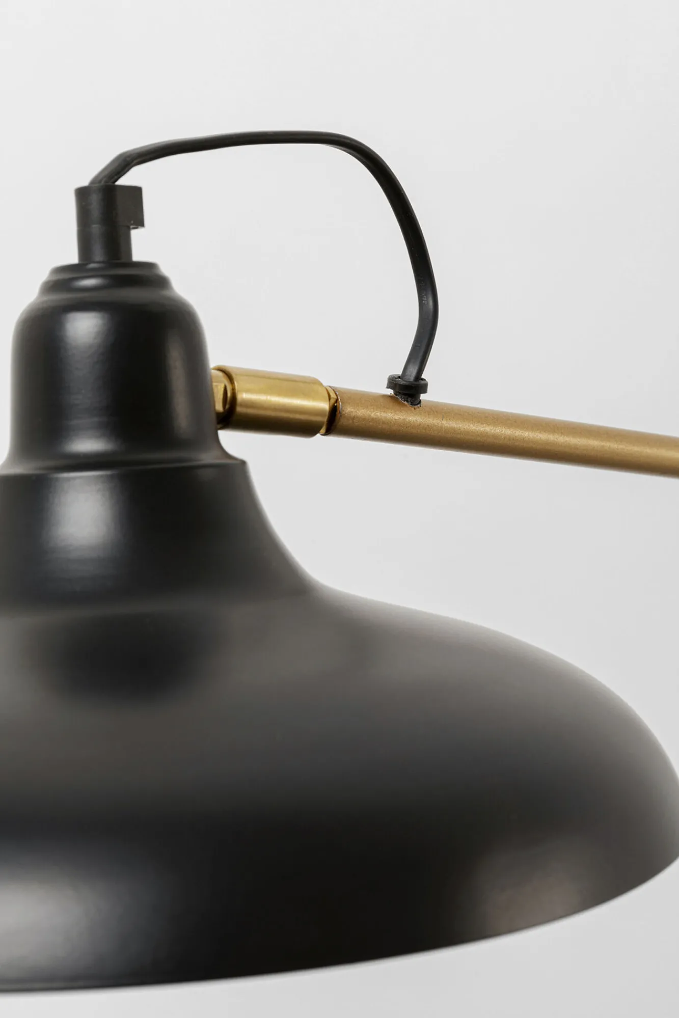 Hot KARE Design Lampa podłogowa czarno-złota stalowa 130 cm - KARE