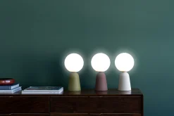 Online KARE Design Lampa stołowa czerwona klosz szklana kula Ø16x31 cm - KARE