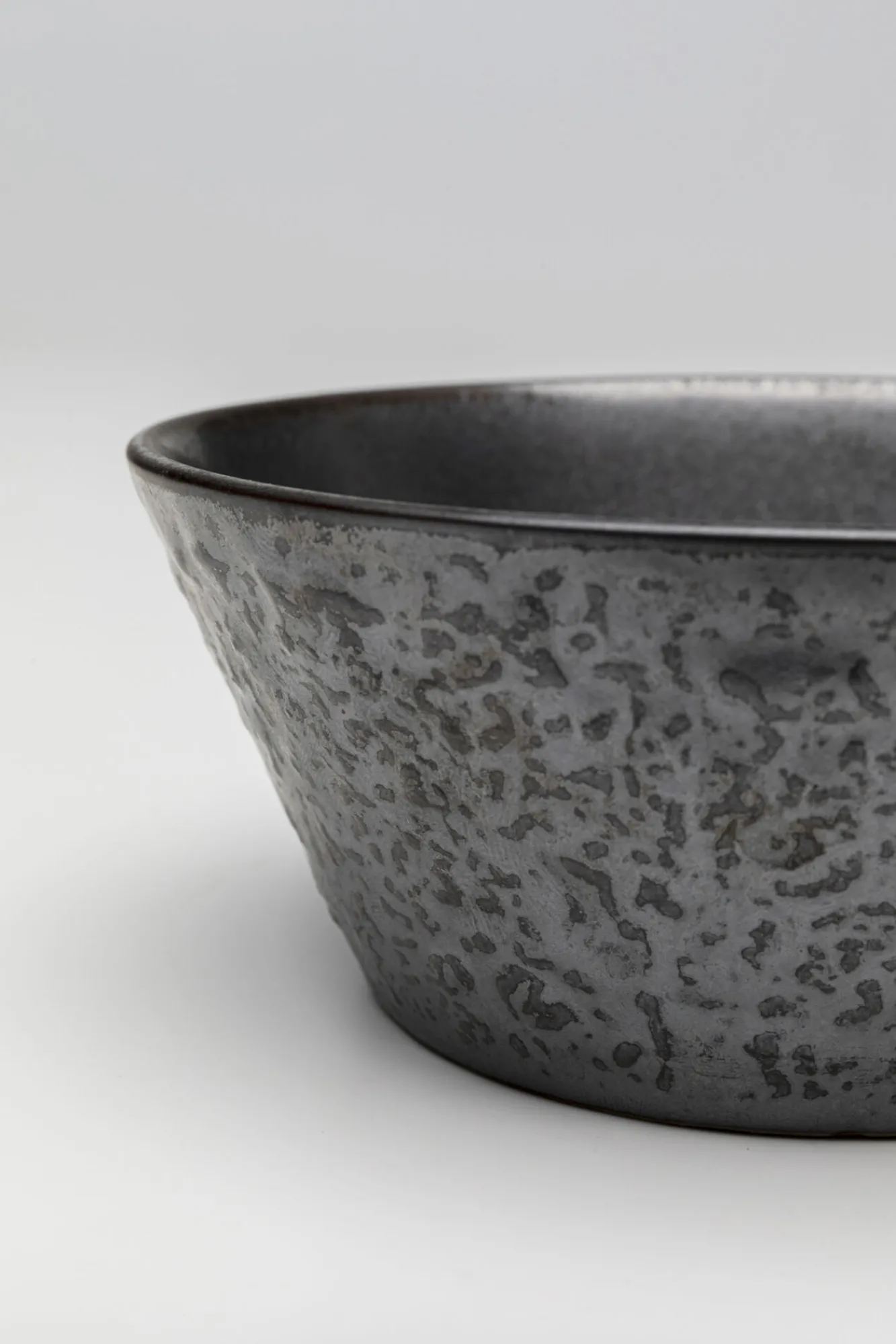 Outlet KARE Design Miseczka na przekąski czarna kamionkowa 315 ml Ø13 cm - KARE