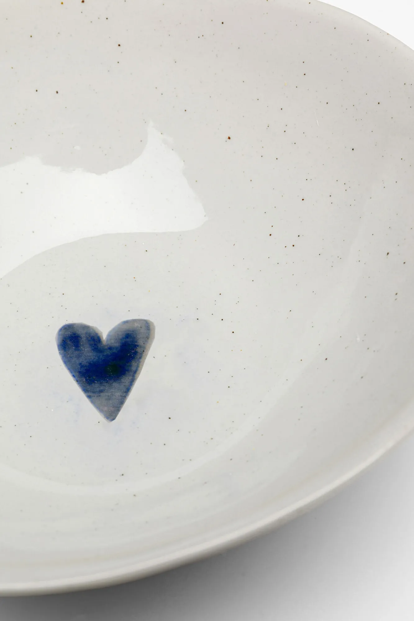 Hot KARE Design Miska biała kamionkowa z serduszkiem Ø20 cm - KARE