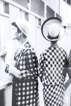 Outlet KARE Design Obraz Book Club 106x86 cm - rama lustrzana - KARE