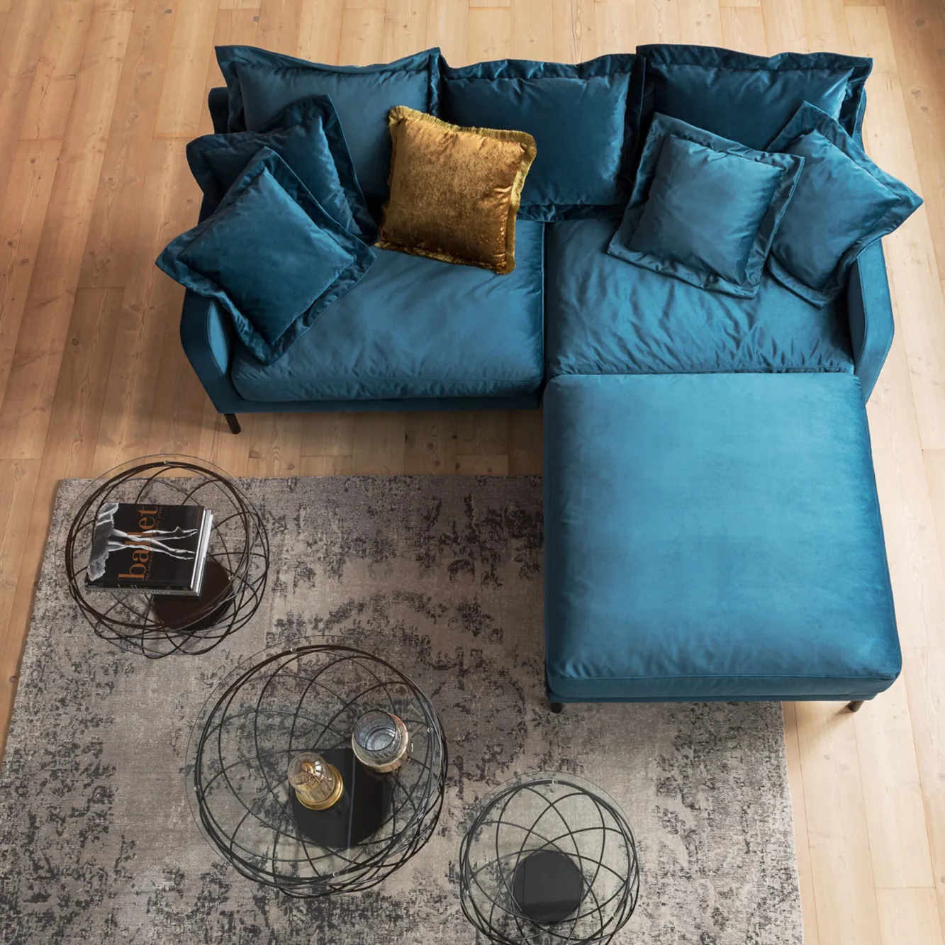 Discount KARE Design Podnóżek Lullaby 100x100 cm petrol - KARE