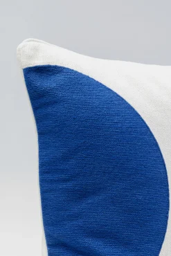 Clearance KARE Design Poduszka dekoracyjna biało-niebieska wzorzysta 50x50 cm - KARE