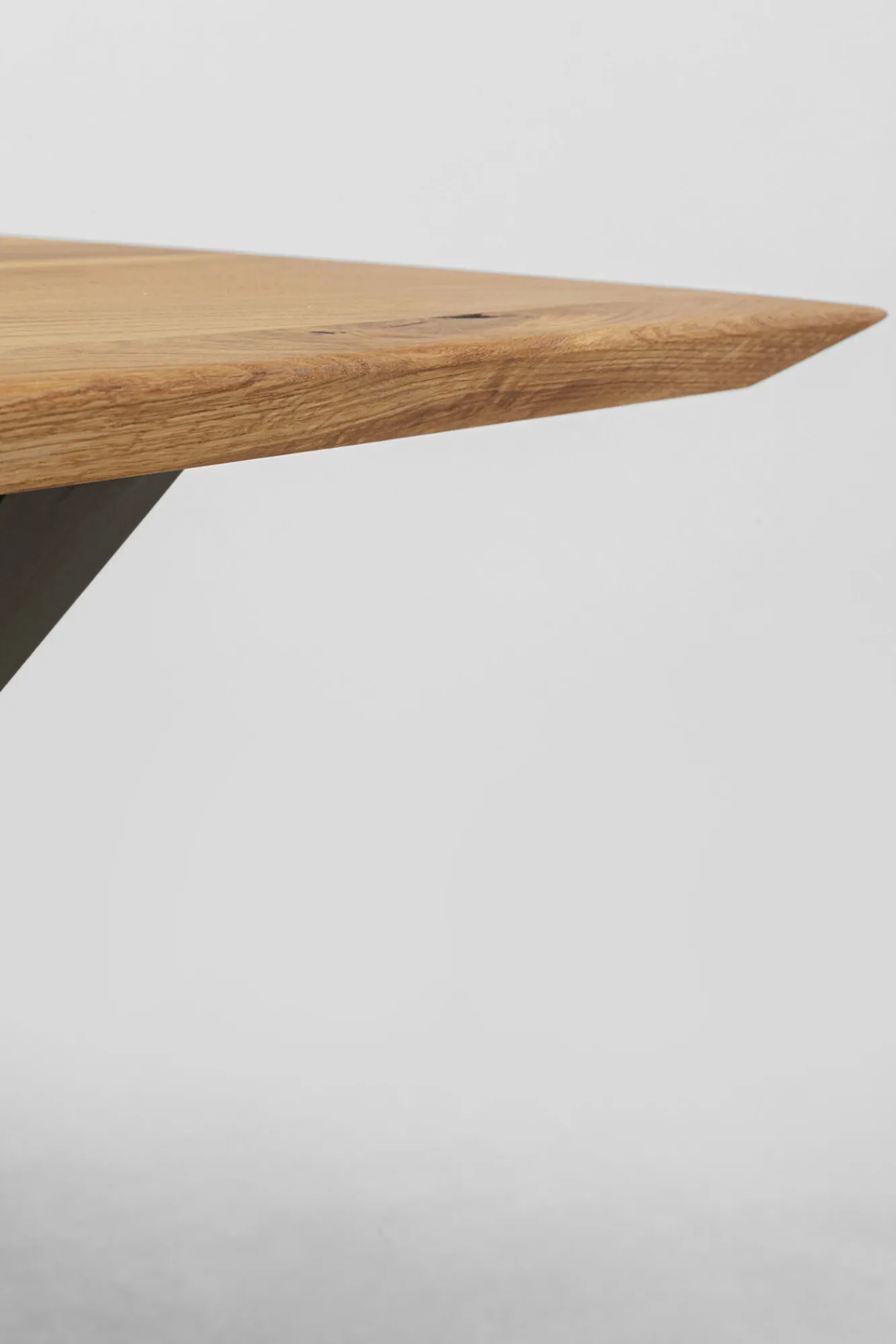 Hot KARE Design Stół do jadalni blat drewno dębowe olejowane nogi krzyżowe czarne stalowe 200x100 cm - KARE