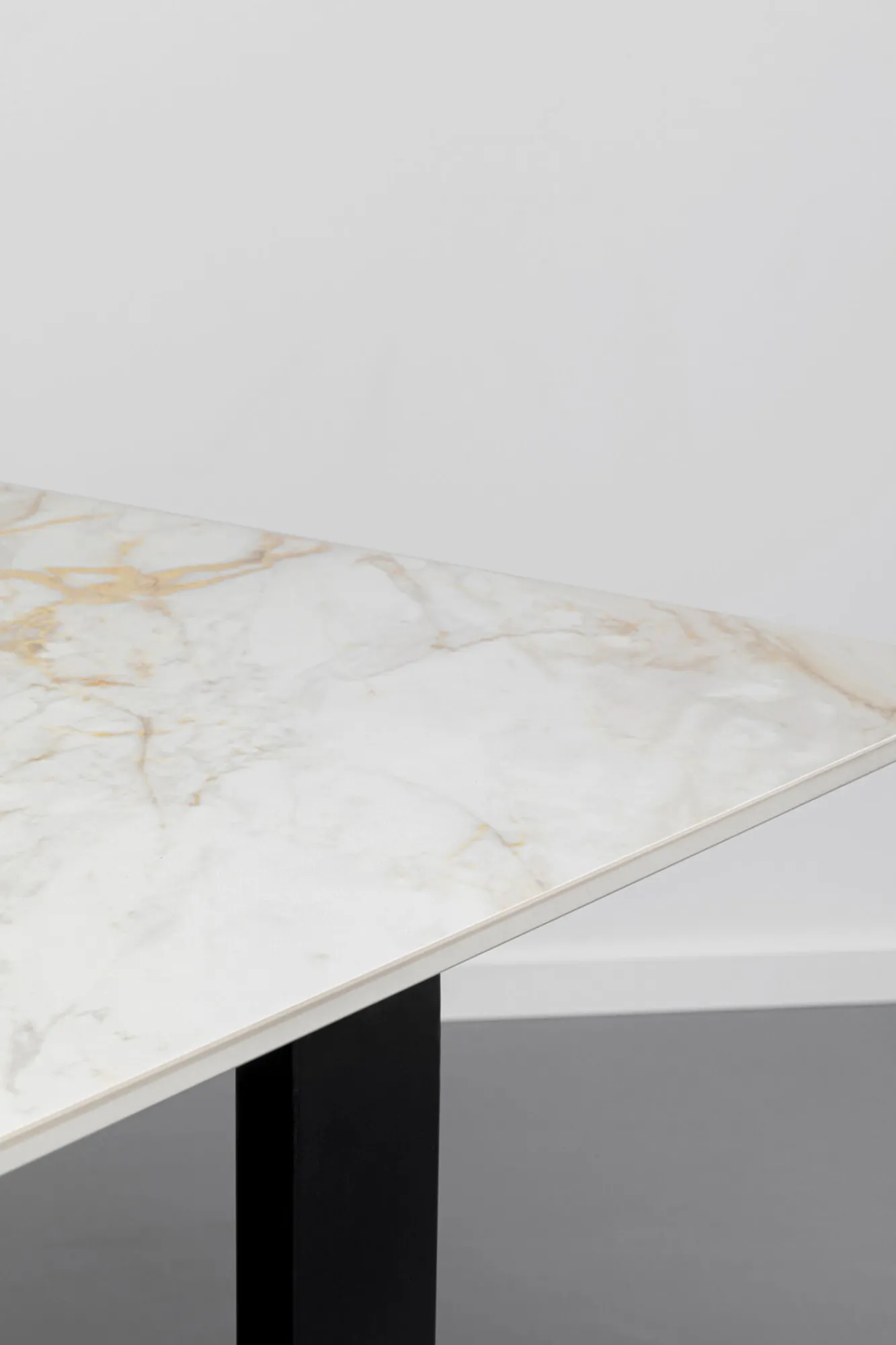 Sale KARE Design Stół prostokątny blat kamionkowy nogi czarne stalowe 160x80 cm - KARE