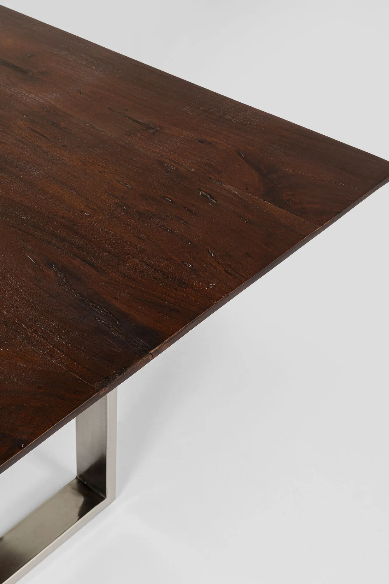 New KARE Design Stół z brązowym drewnianym blatem i srebrnymi stalowymi nogami 160x80 cm - KARE