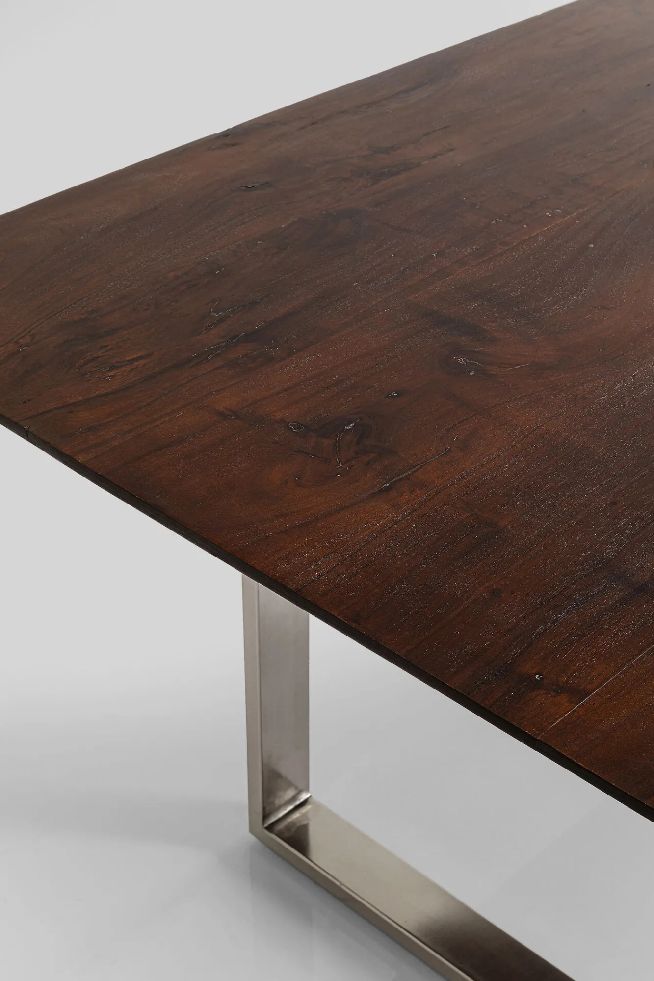 New KARE Design Stół z brązowym drewnianym blatem i srebrnymi stalowymi nogami 160x80 cm - KARE