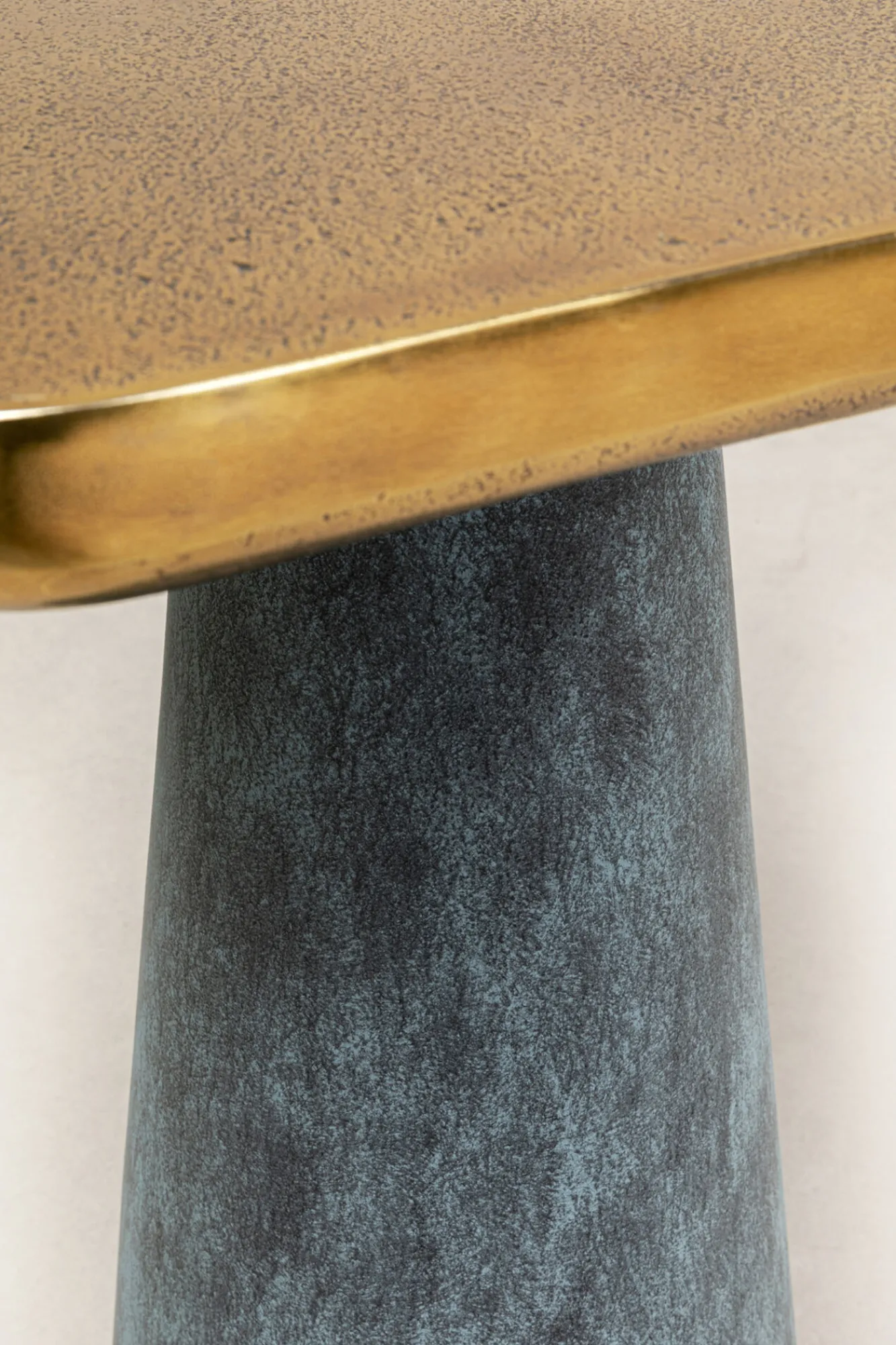 Online KARE Design Stolik Cora 35x35 cm aluminium - KARE