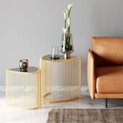 Best KARE Design Stoliki pomocnicze złote blaty trójkątne szklane 2-set - KARE