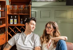 Outlet KARE Design Szafa Barowa Colonial 60x153 cm ciemnobrązowa - KARE