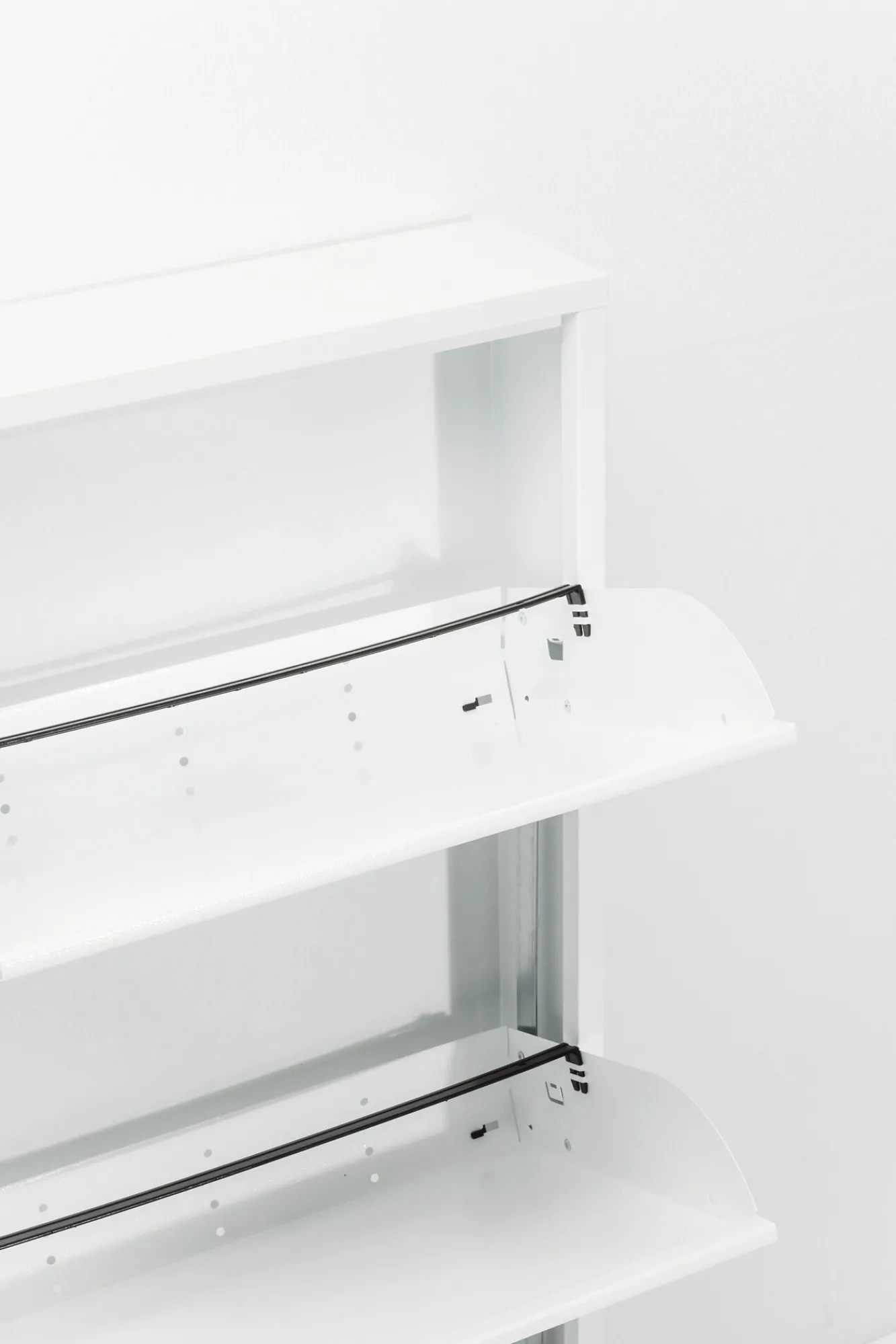 Clearance KARE Design Szafka na buty Caruso MO 50x103 cm biała - KARE