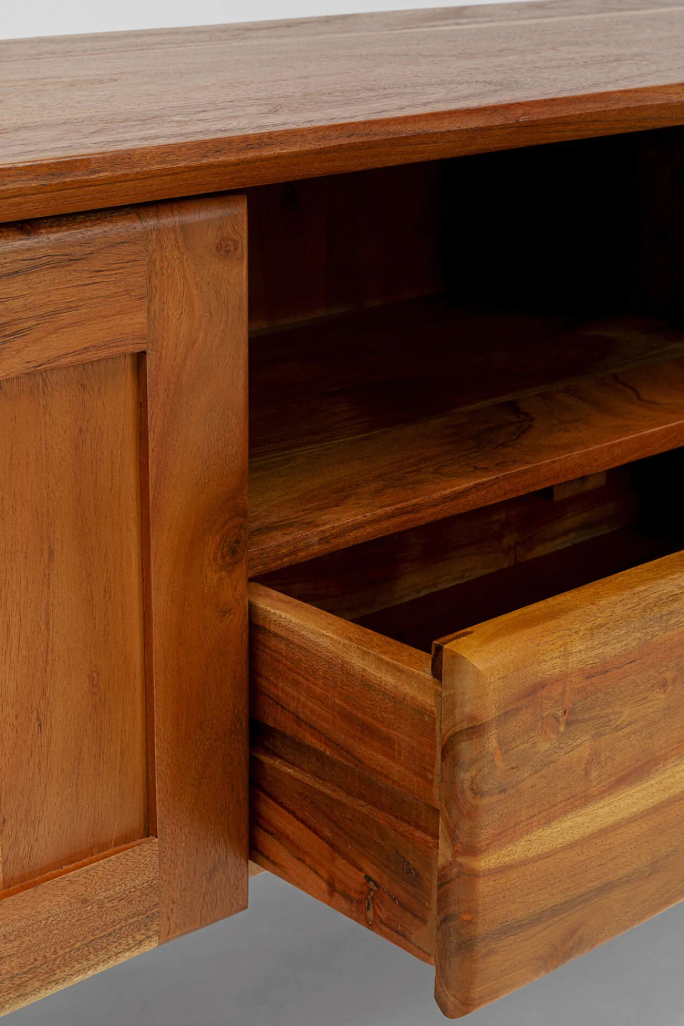 Hot KARE Design Szafka RTV 2-drzwiowa z szufladą i półką drewno akacjowe 175x55 cm - KARE