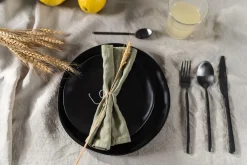 Fashion KARE Design Talerz Organic 26 cm czarny - KARE