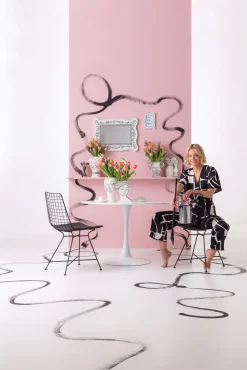 Fashion KARE Design Wazon ceramiczny biały motyw kobiety 21x26 cm - KARE