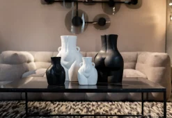 New KARE Design Wazon czarny z motywem ludzkiego ciała ceramiczny 16x22 cm - KARE