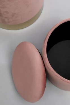 New KARE Design Zestaw dwóch puf tapicerowanych ze schowkiem różowe podstawy złote - KARE